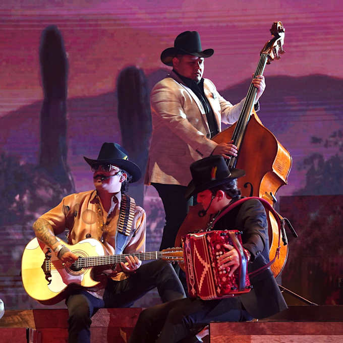 Los Dos Carnales