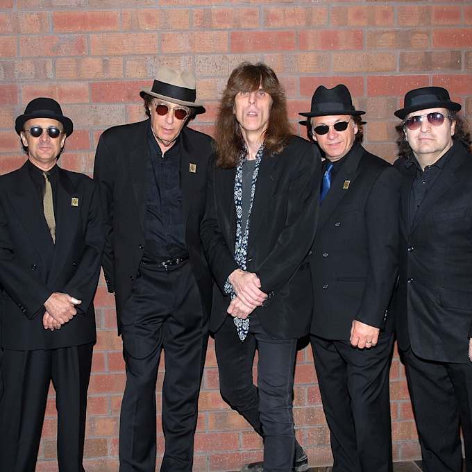 Kenny Vance and The Planotones