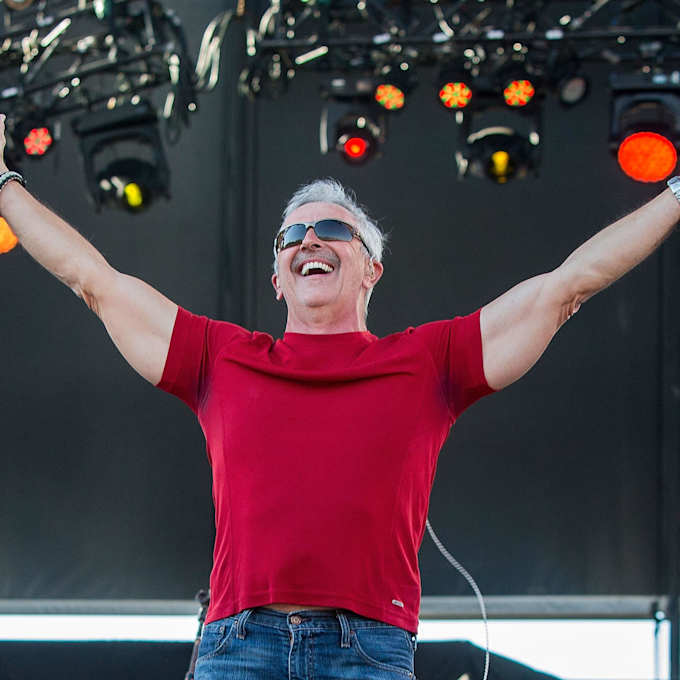 Aaron Tippin