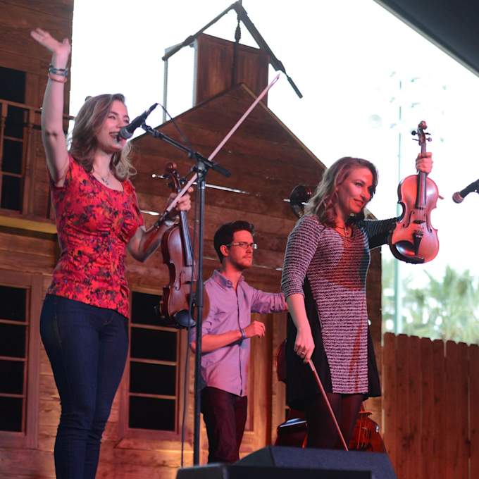 The Quebe Sisters Band