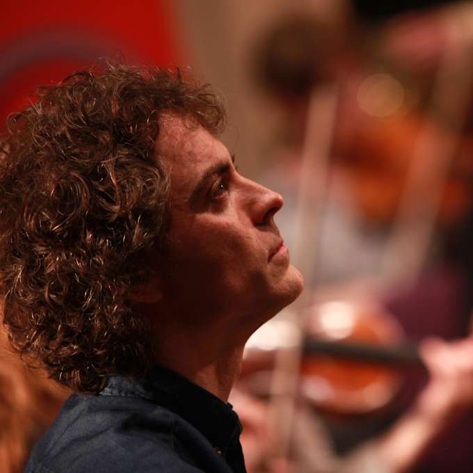 Paul Lewis
