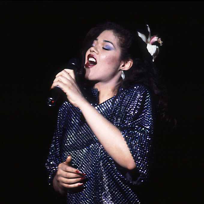Angela Bofill