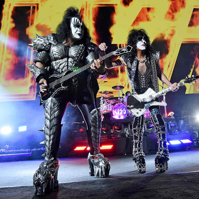 KISS
