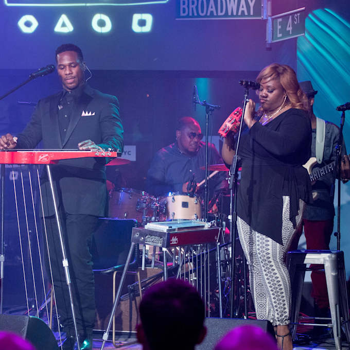 Robert Randolph and The Family Band