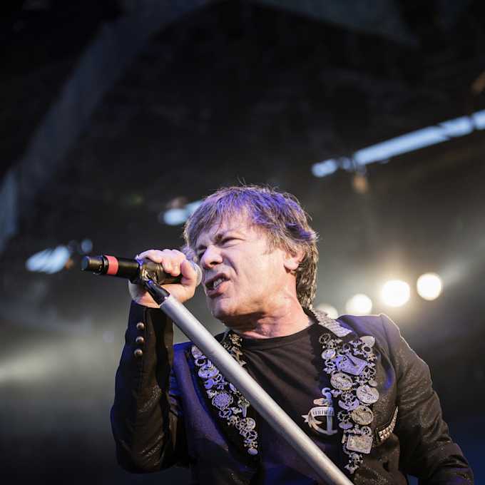 Bruce Dickinson