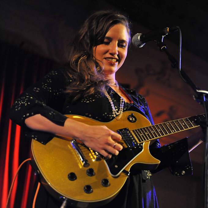 Jolie Holland