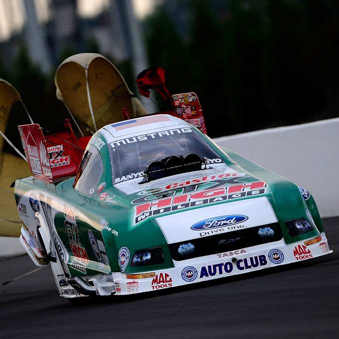 NHRA 4 Wide Nationals Parking