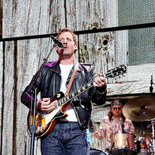 Sturgill Simpson Image
