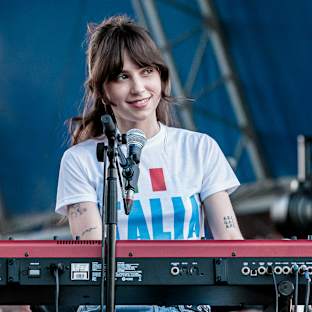Clairo Image