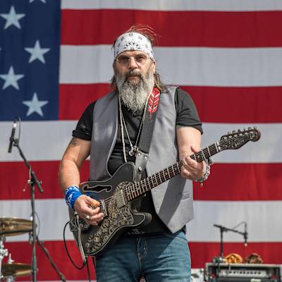 Steve Earle