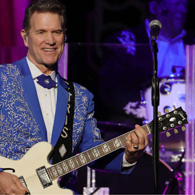 Chris Isaak