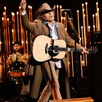 Dwight Yoakam