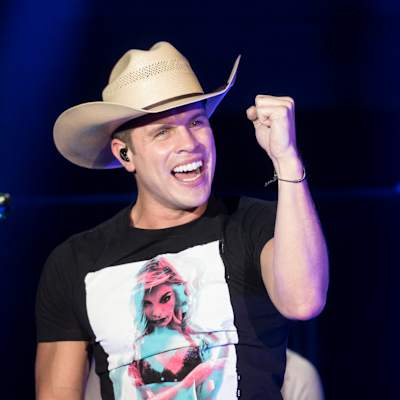 Dustin Lynch