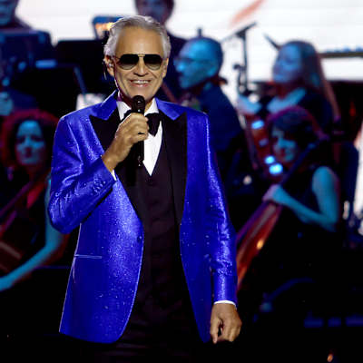 Andrea Bocelli Parking