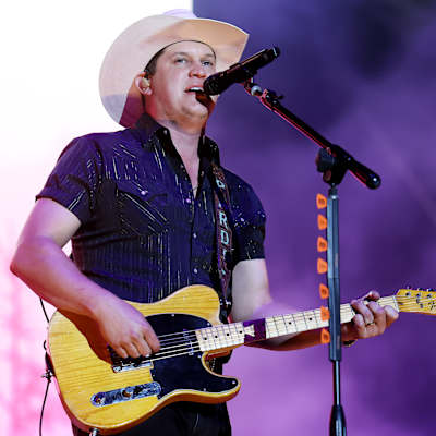 Jon Pardi Parking