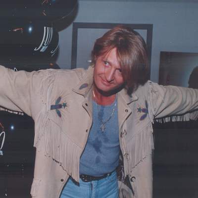 Tom Cochrane