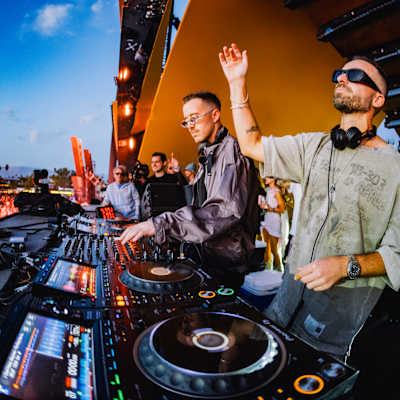 Rufus Du Sol Parking