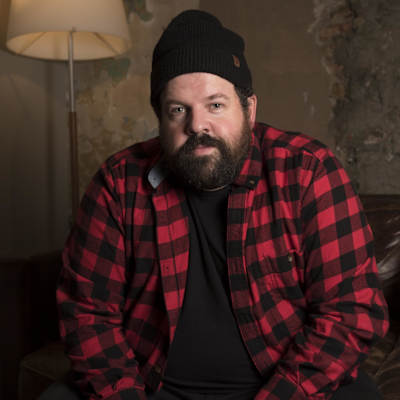 Donovan Woods