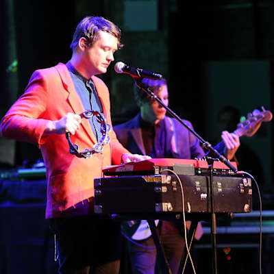 STRFKR