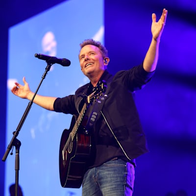 Chris Tomlin Parking