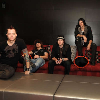 Hinder