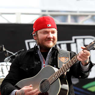 Stoney Larue Image