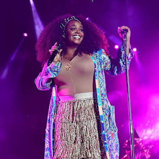 Jill Scott Image