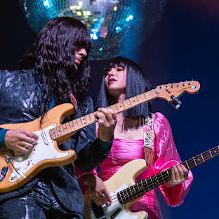 Khruangbin Image