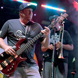 Slightly Stoopid Image