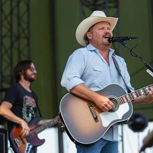 Randy Rogers Band Image
