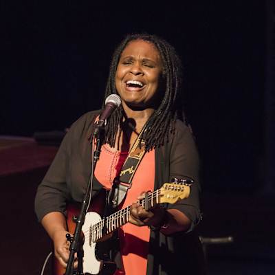 Ruthie Foster