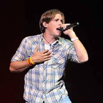 Jason Michael Carroll