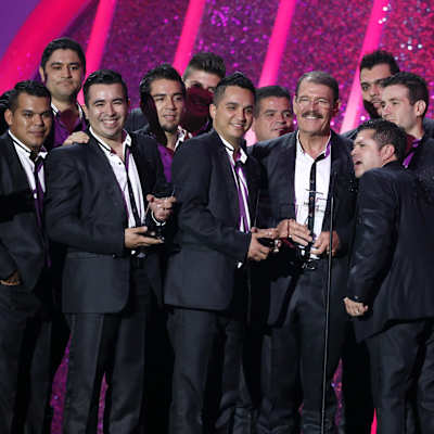 La Arrolladora Banda El Limon