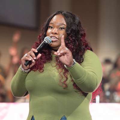 Tasha Cobbs Leonard