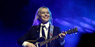 Phoebe Bridgers Image
