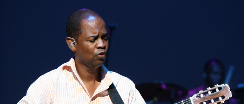 Earl Klugh Tickets | Vivid Seats